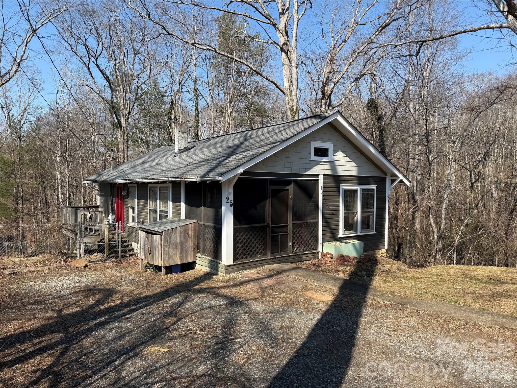 25 Craig Circle