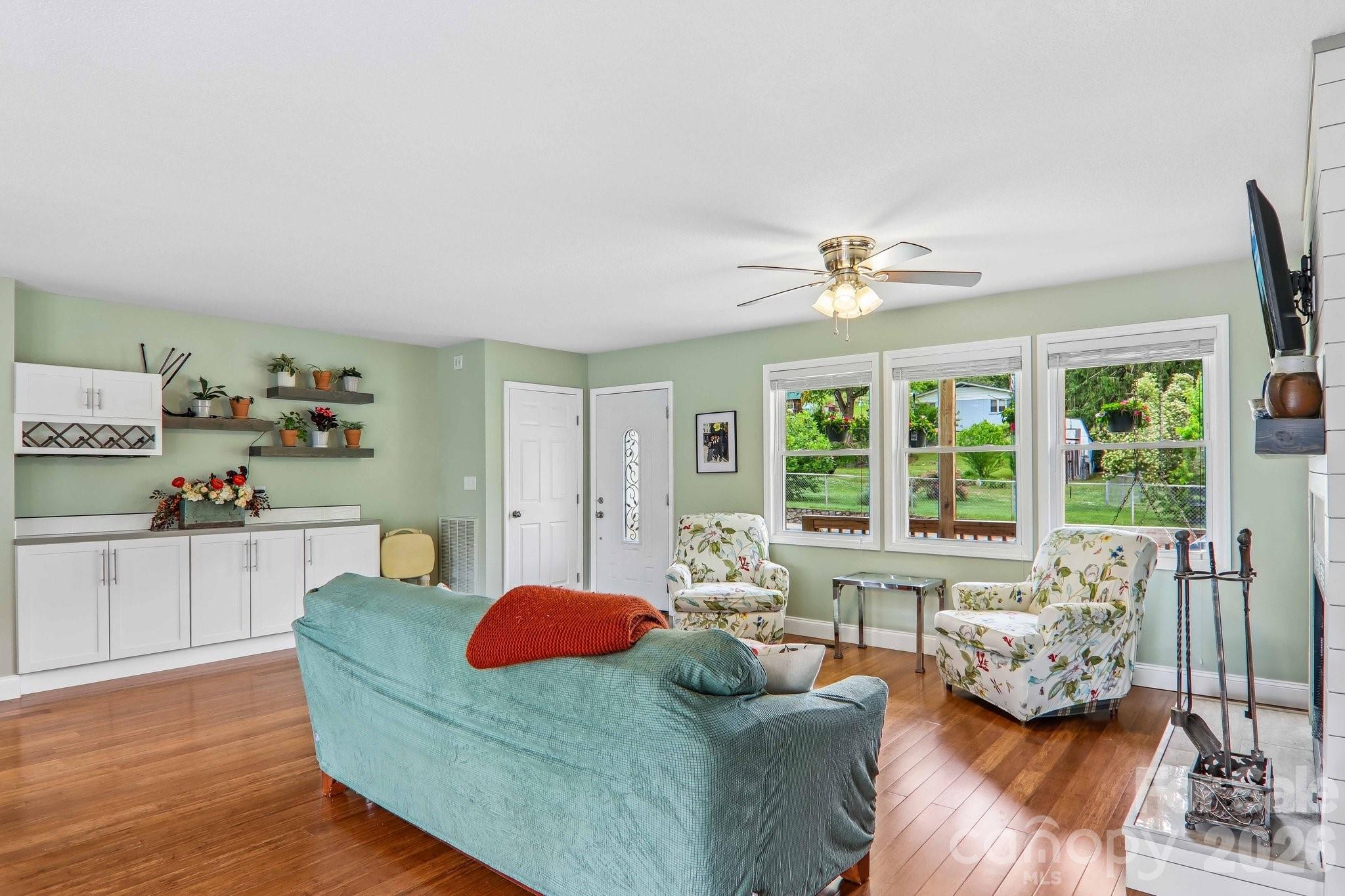 527 Trammell Avenue