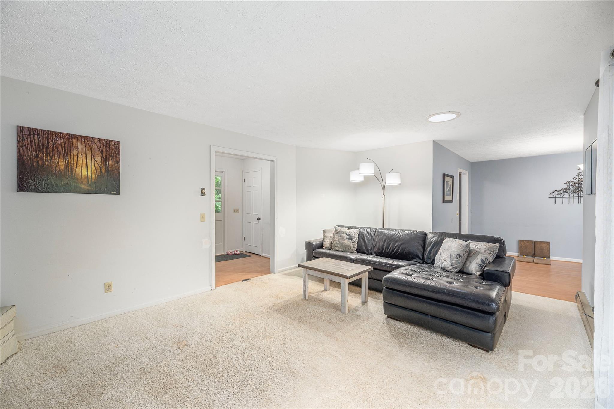 142 Whisperwood Drive Unit: 19