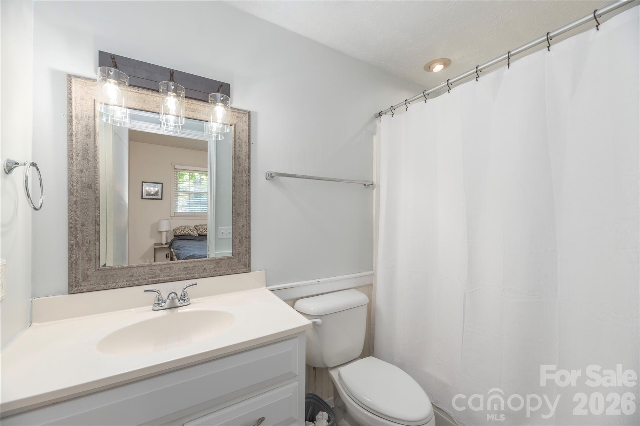 142 Whisperwood Drive Unit: 19