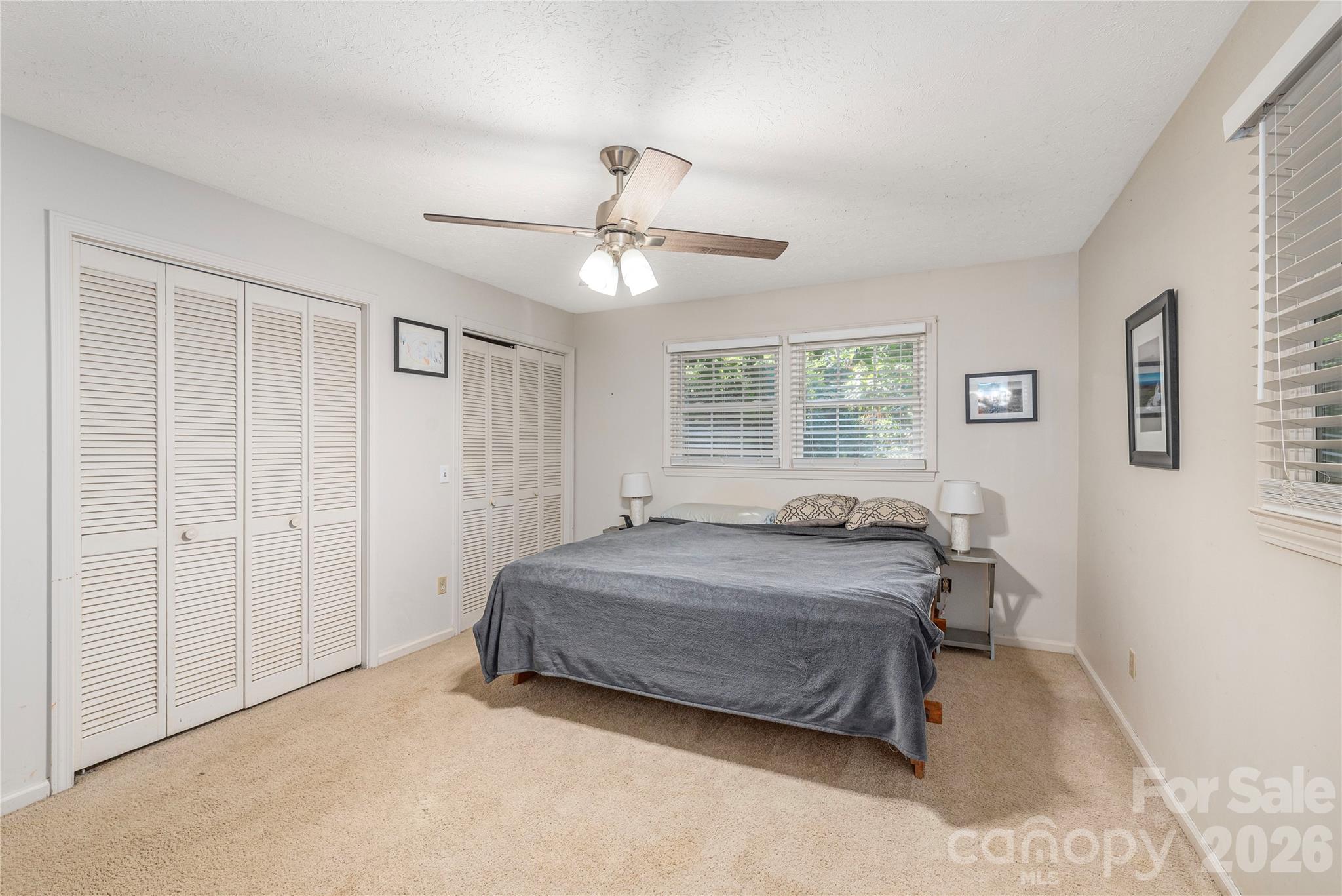 142 Whisperwood Drive Unit: 19
