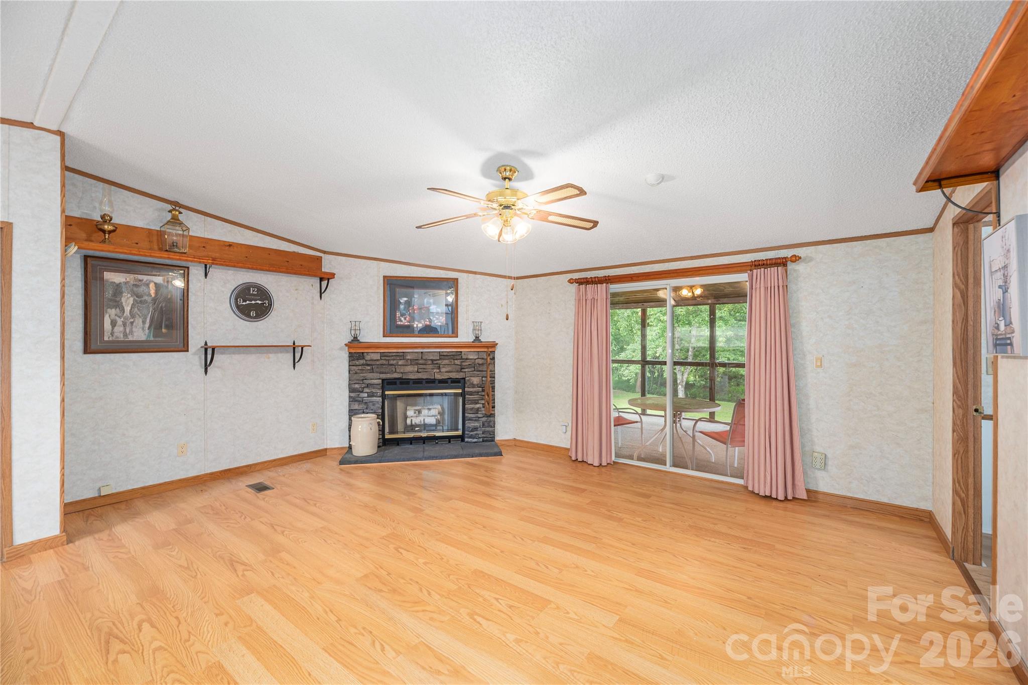 992 Brickyard Road