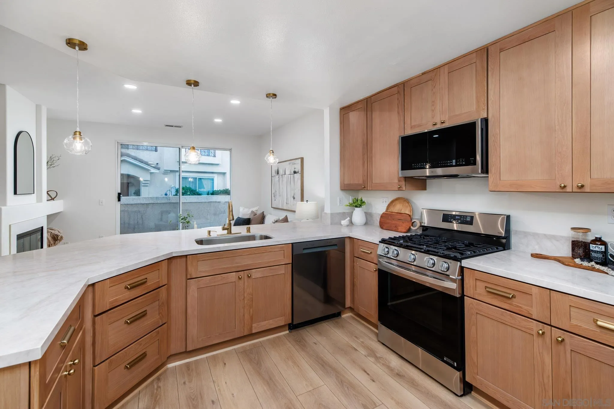 9368 Babauta Rd Unit 93