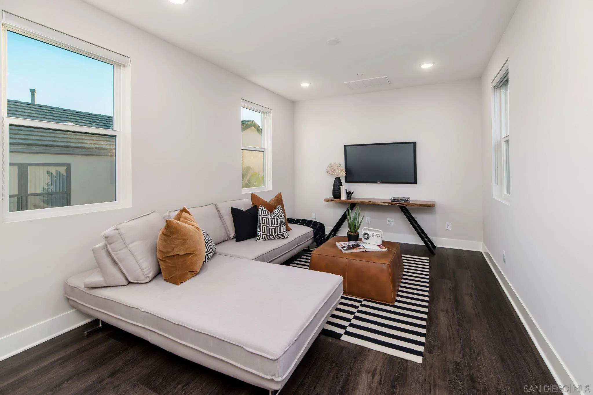 13722 Canyon Loop Trl