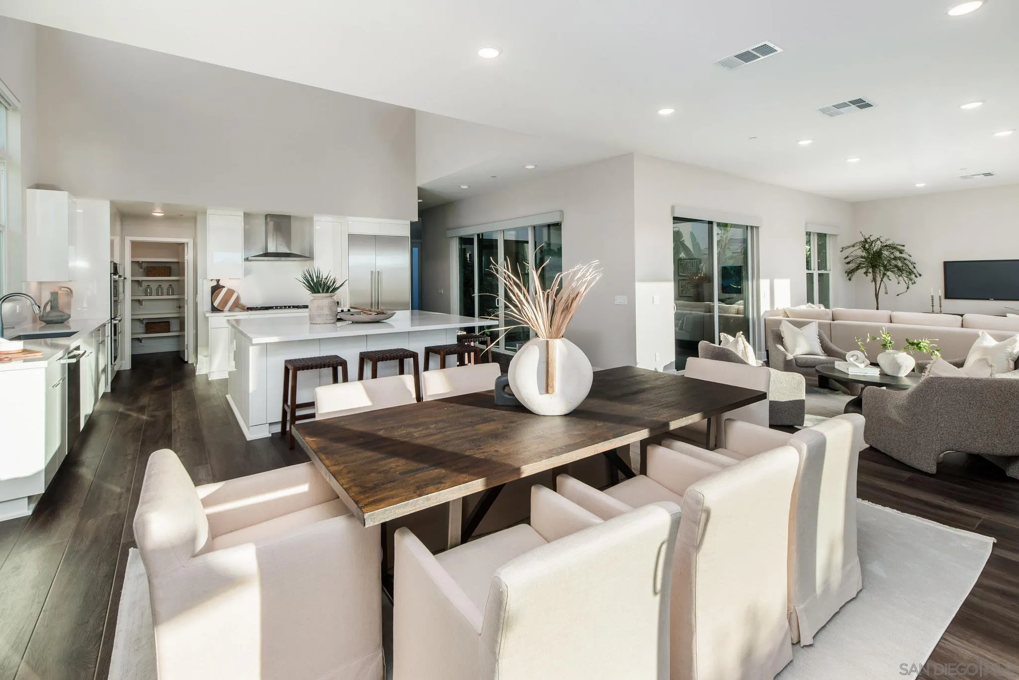 13722 Canyon Loop Trl