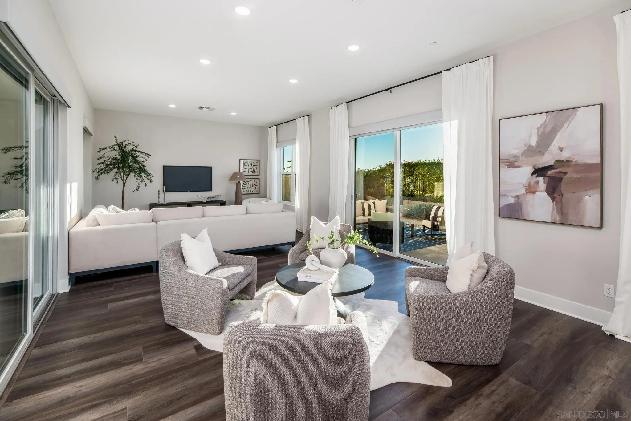 13722 Canyon Loop Trl