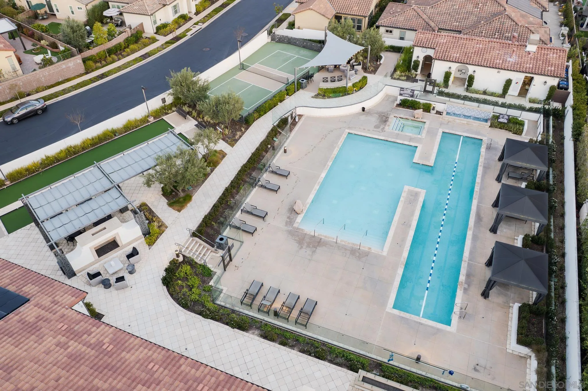 7911 Lusardi Creek Ln