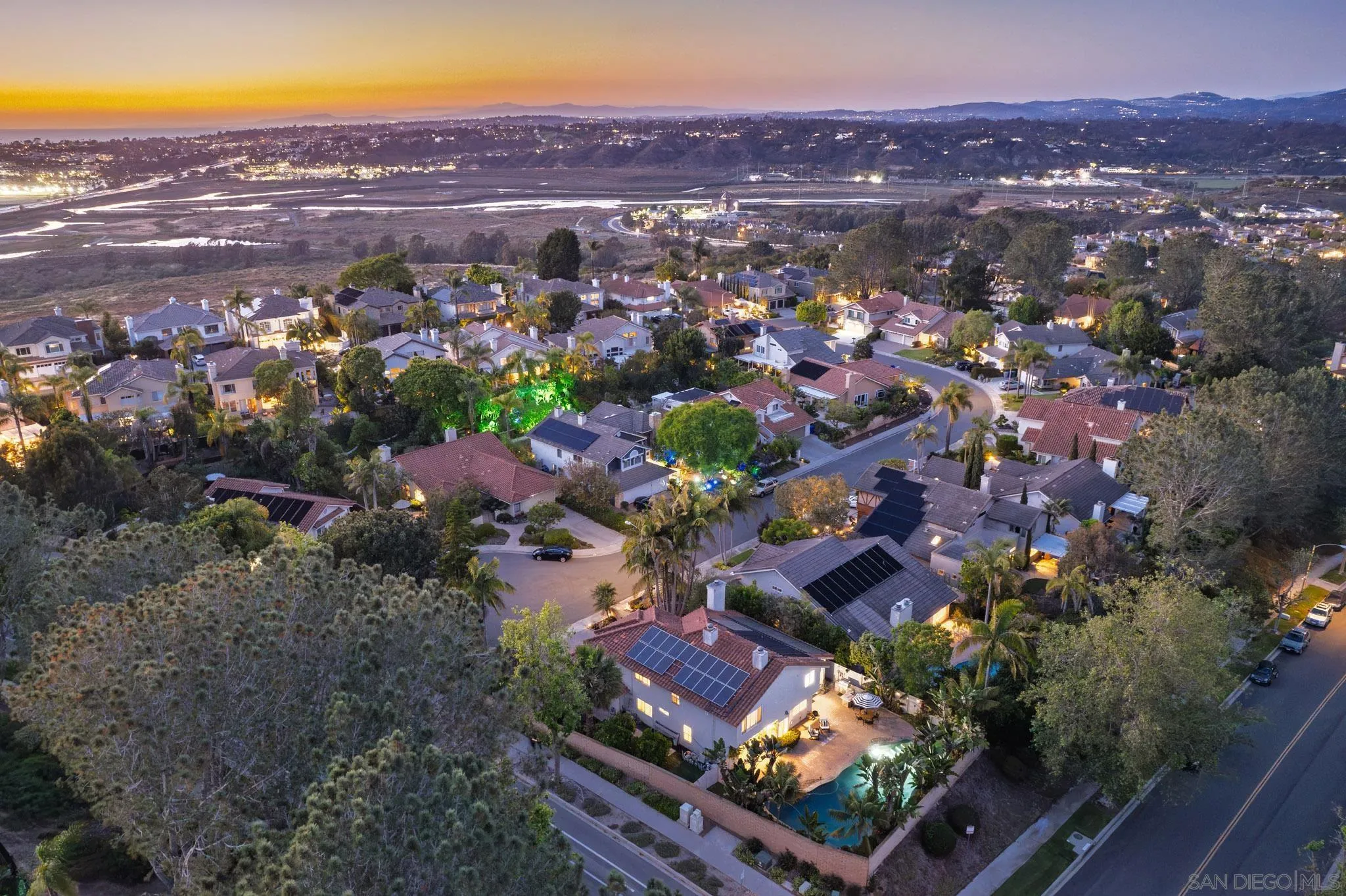 3744 Newcrest Pt