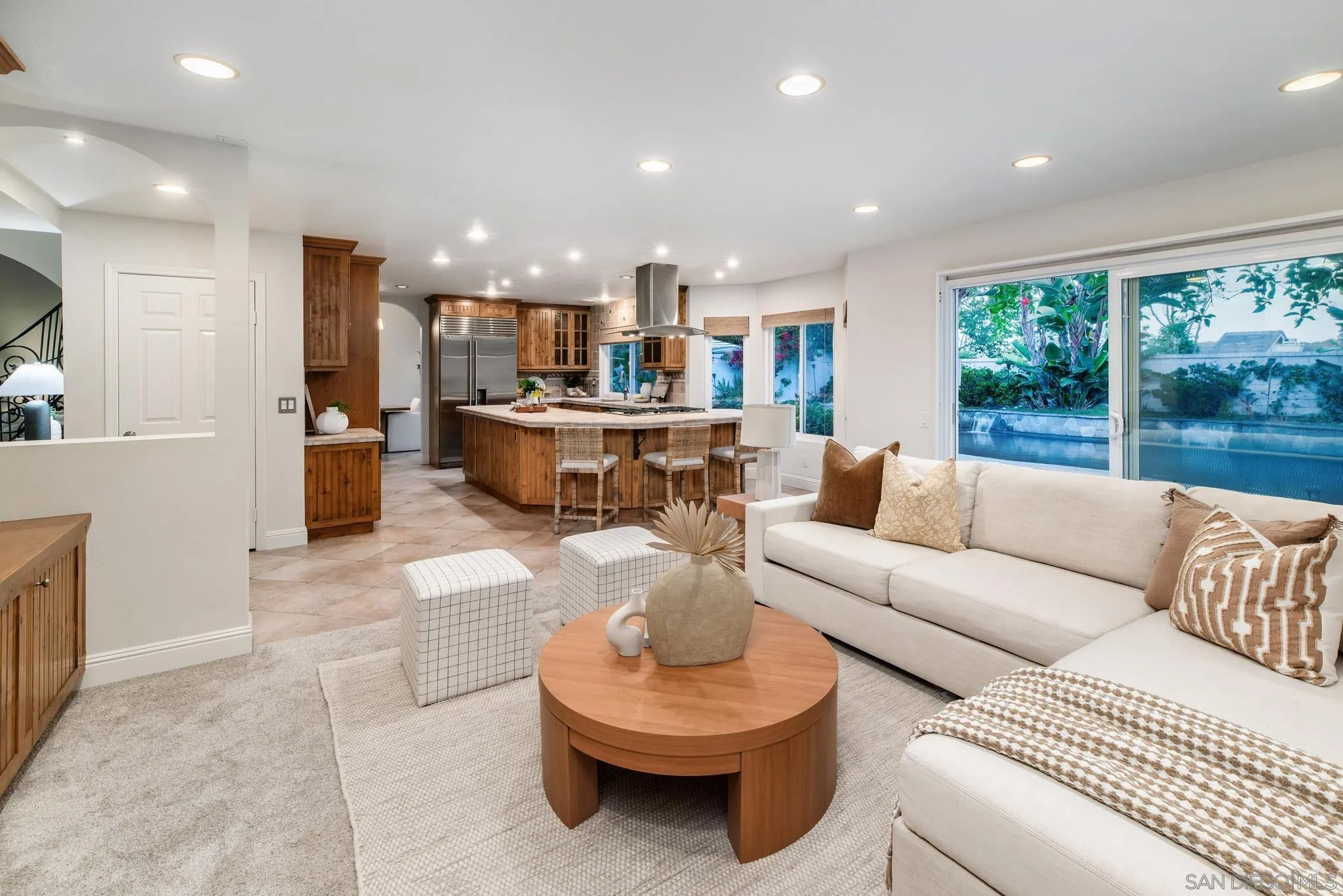 3744 Newcrest Pt