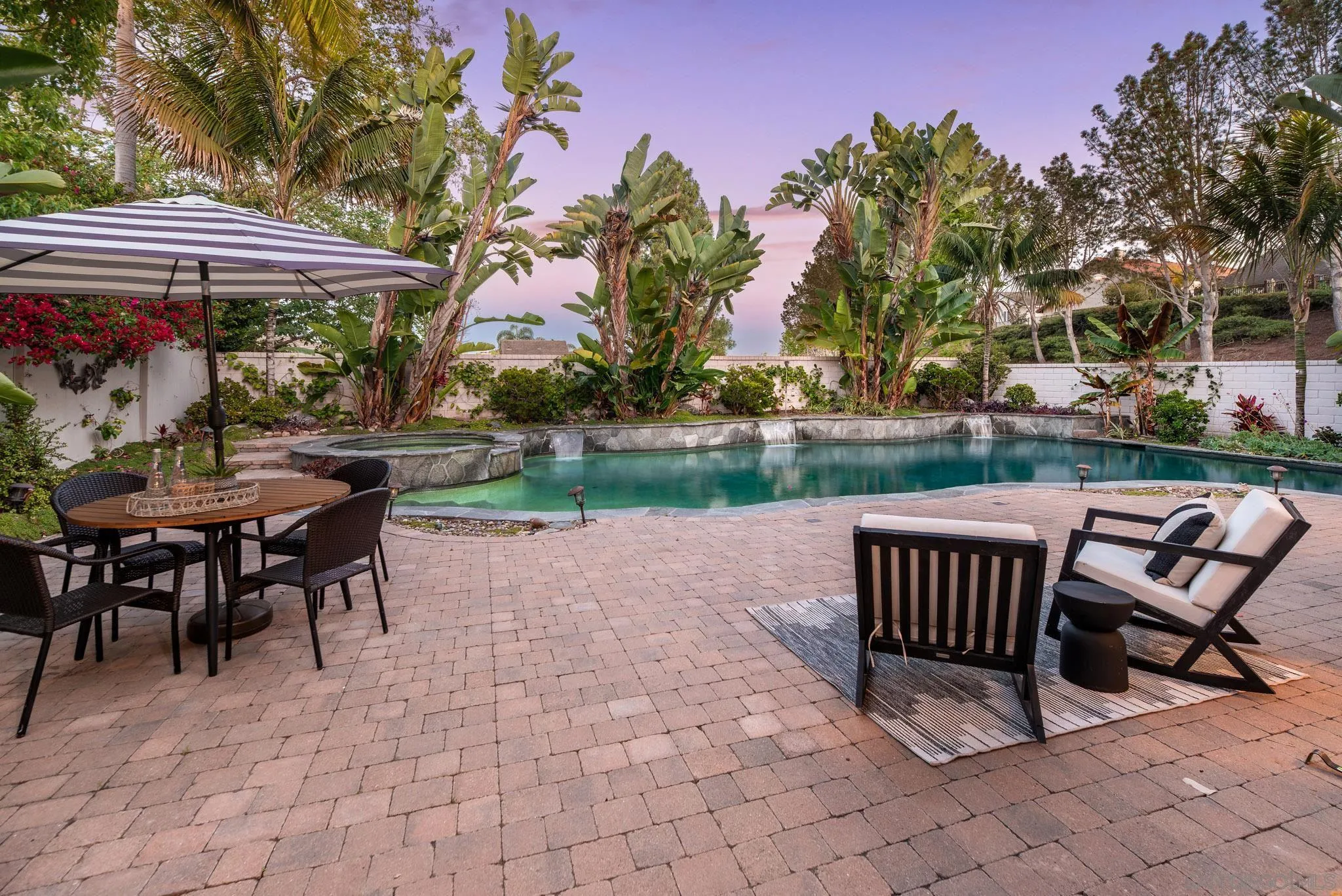 3744 Newcrest Pt