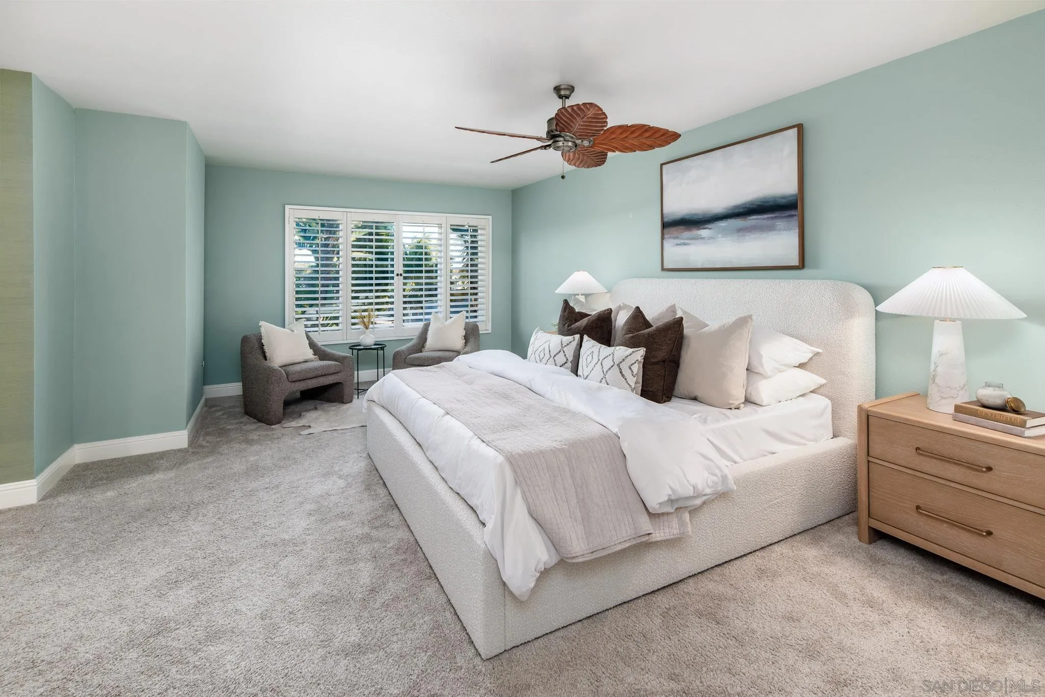 3744 Newcrest Pt