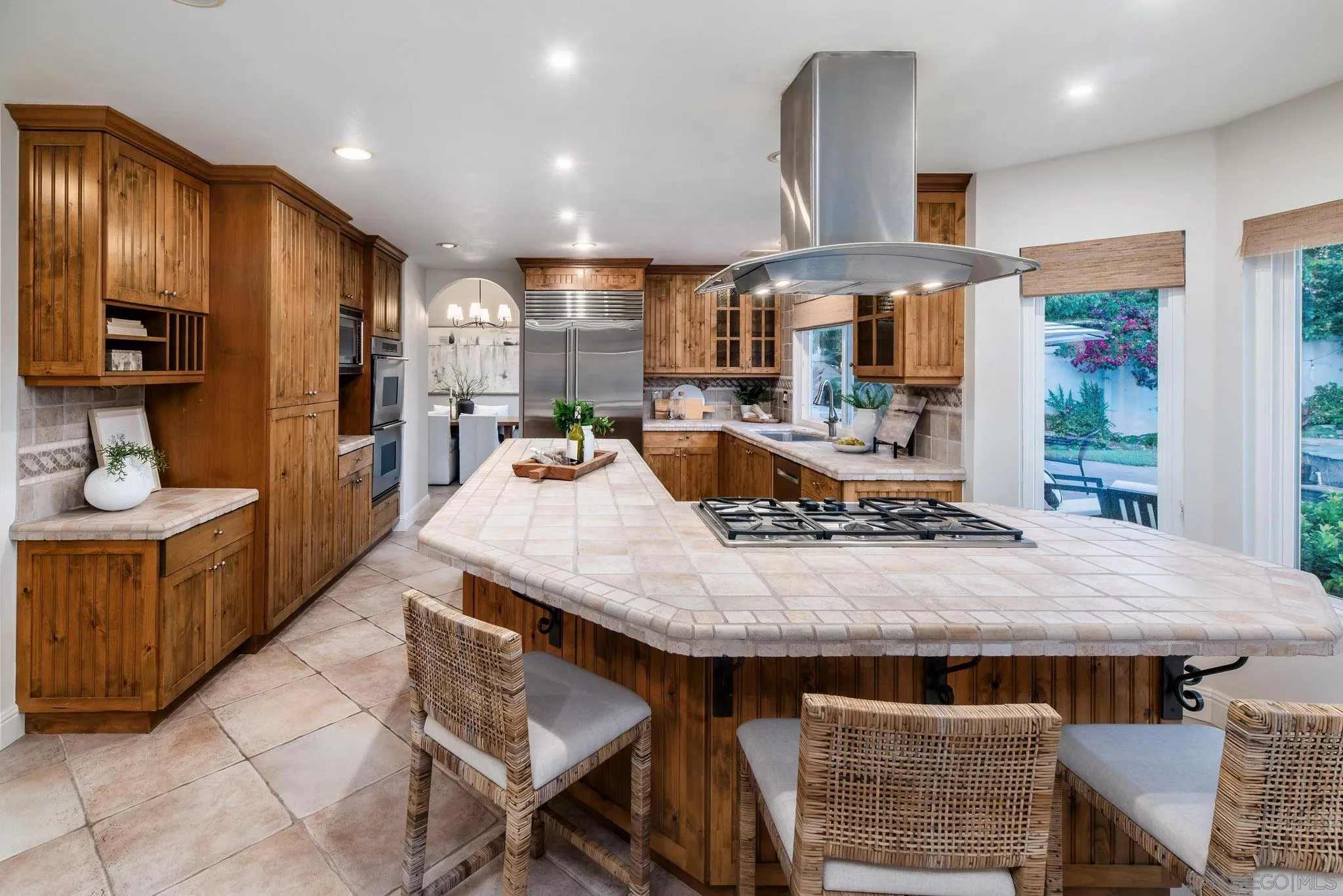 3744 Newcrest Pt