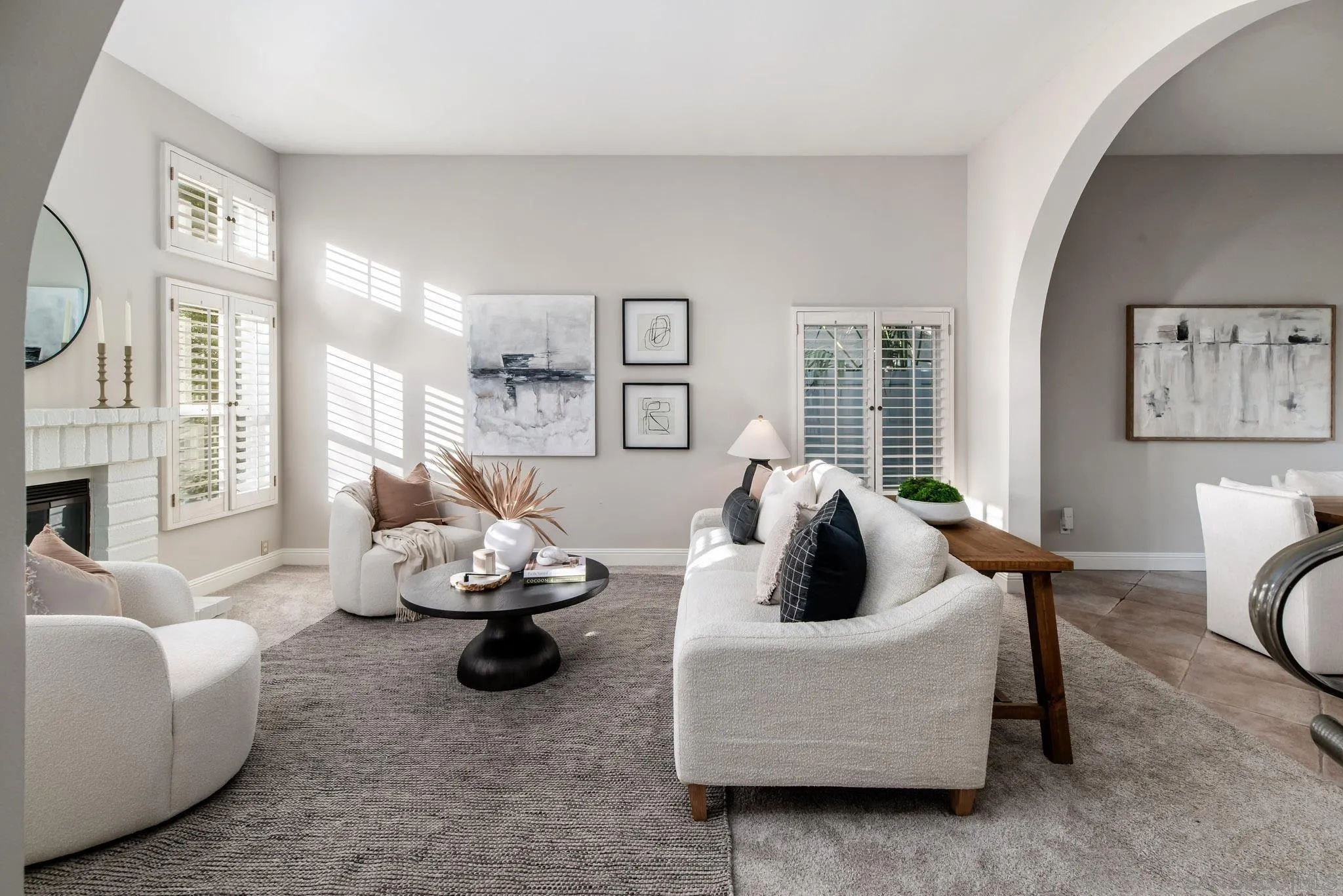 3744 Newcrest Pt
