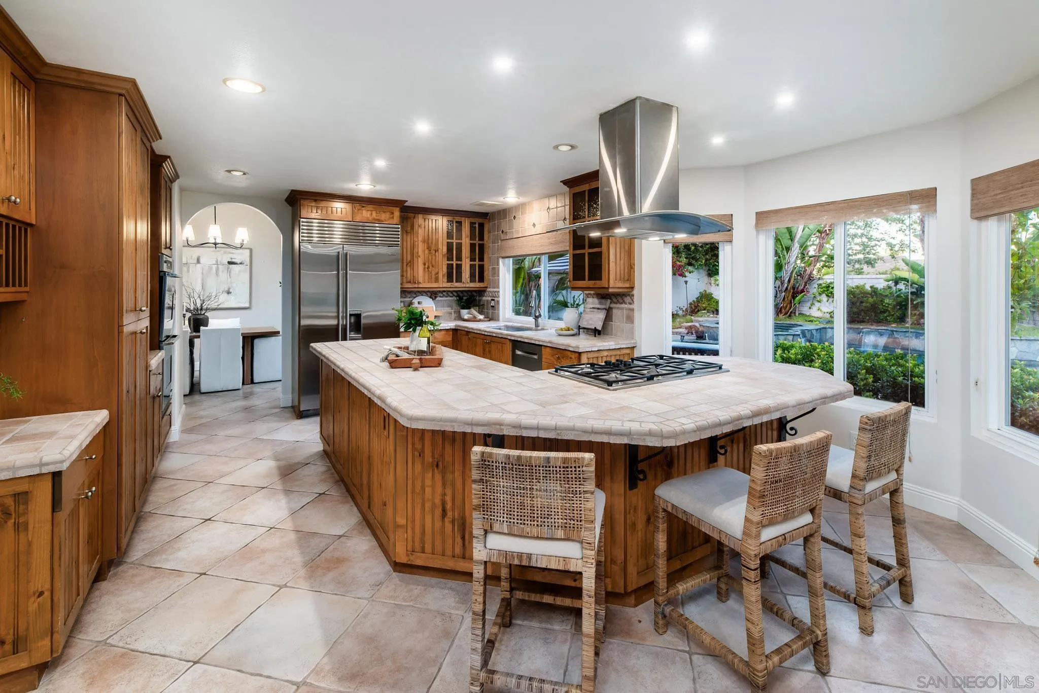 3744 Newcrest Pt