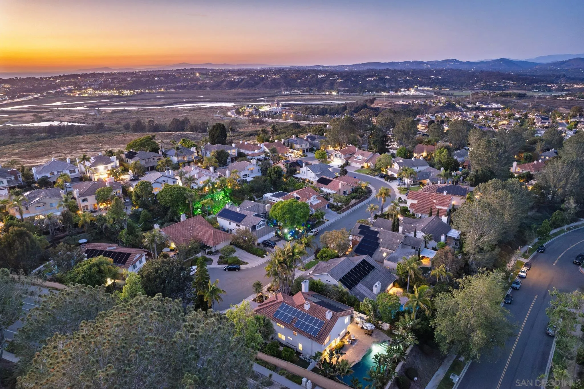 3744 Newcrest Pt