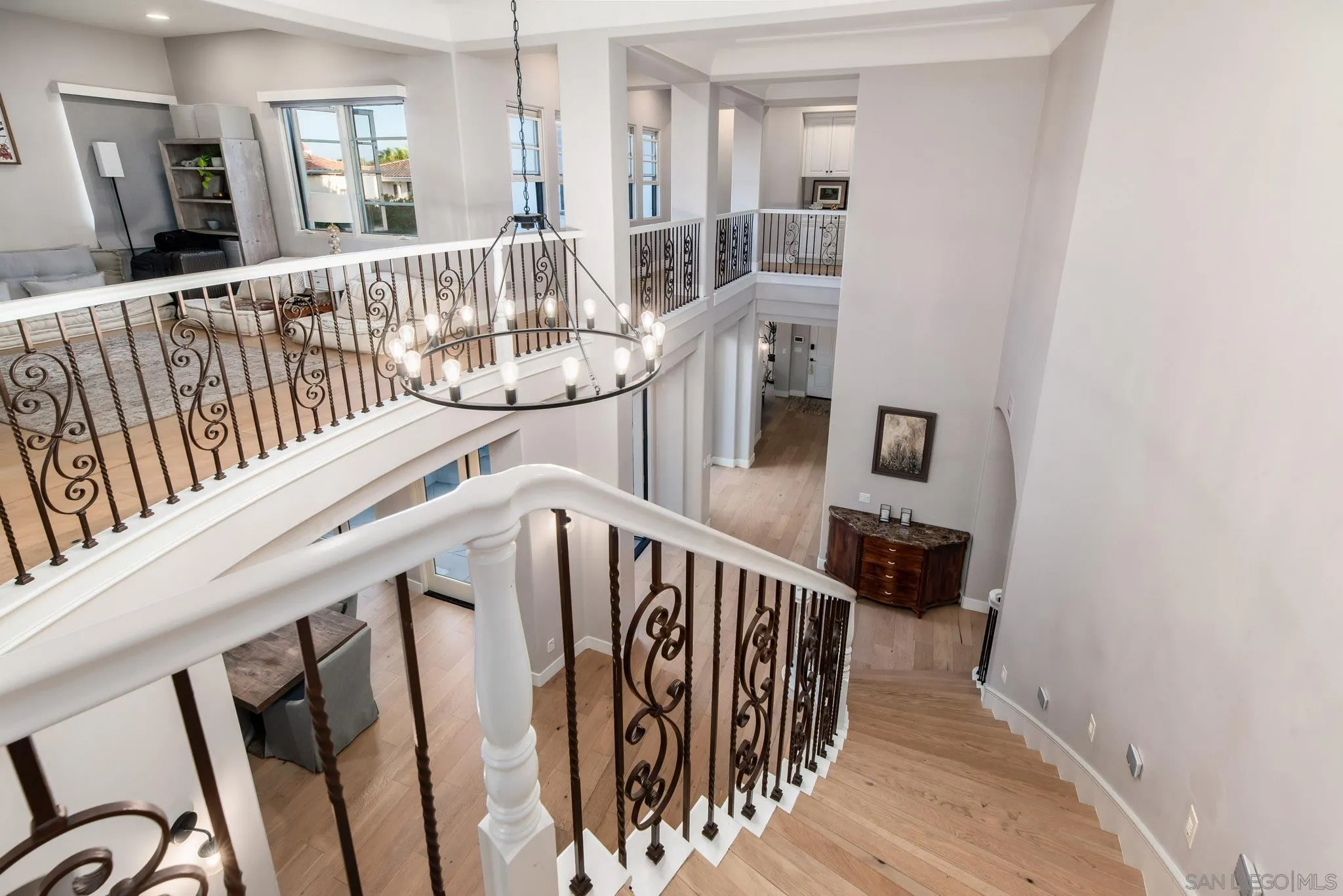 5012 Seagrove Cove