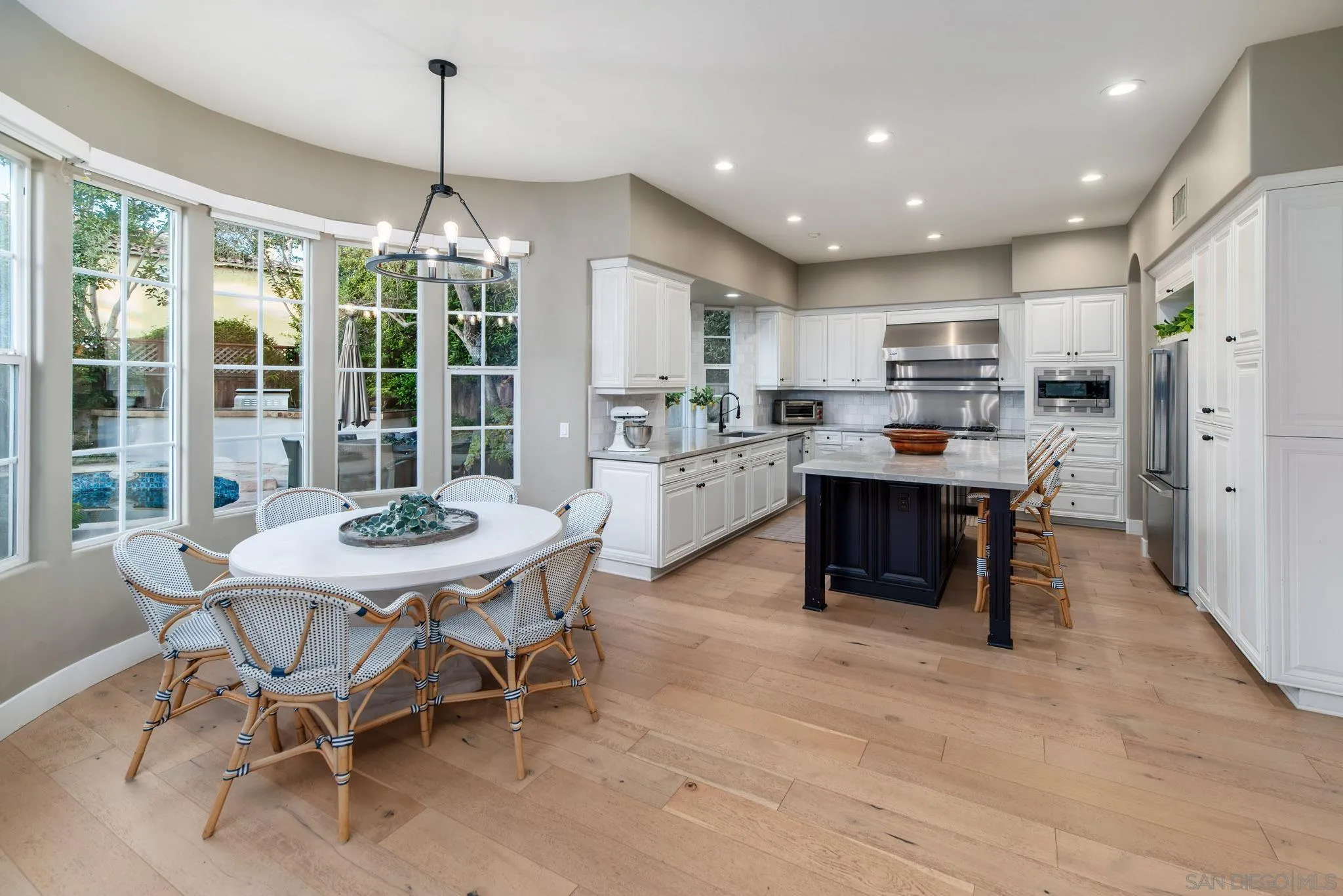 5012 Seagrove Cove