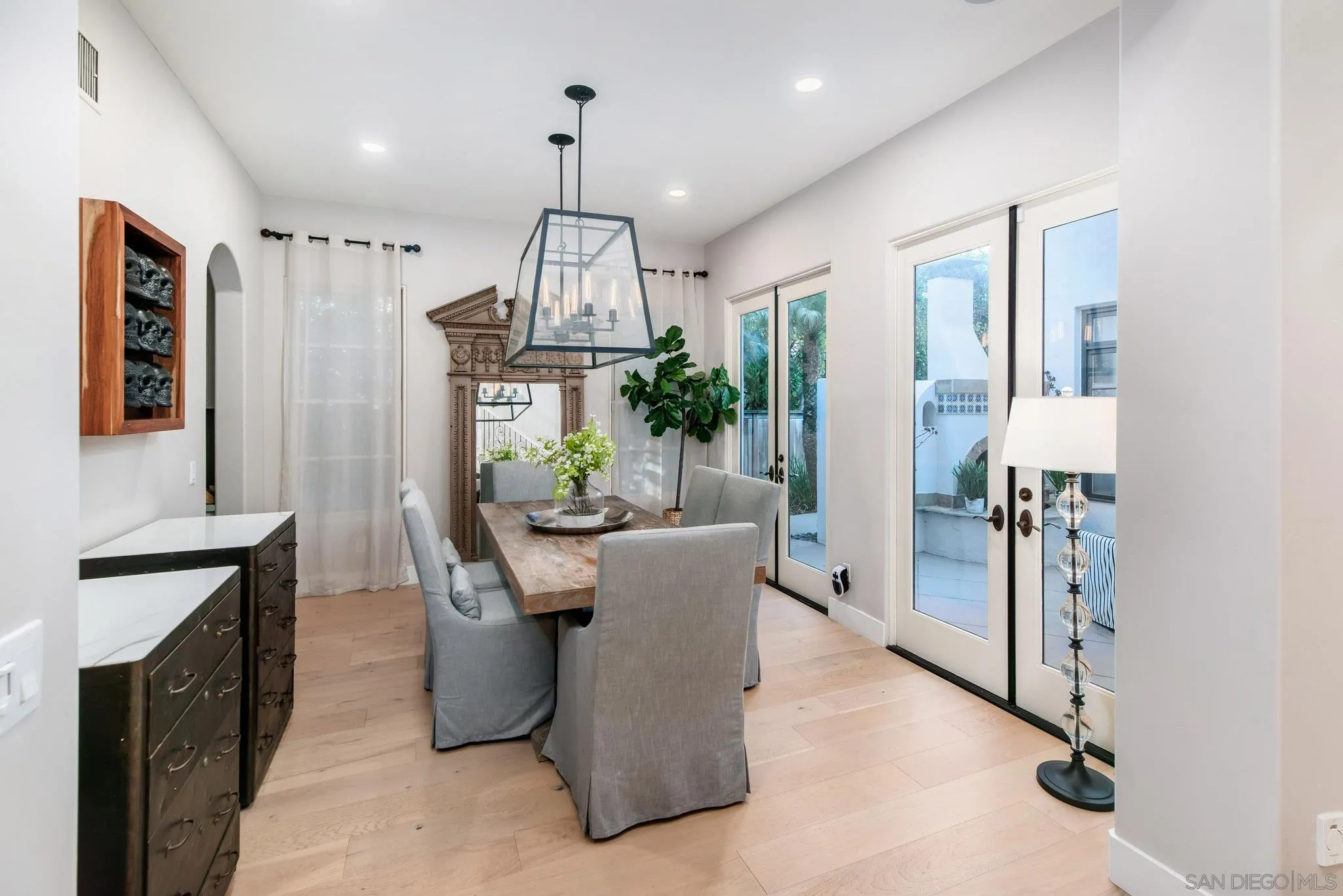 5012 Seagrove Cove