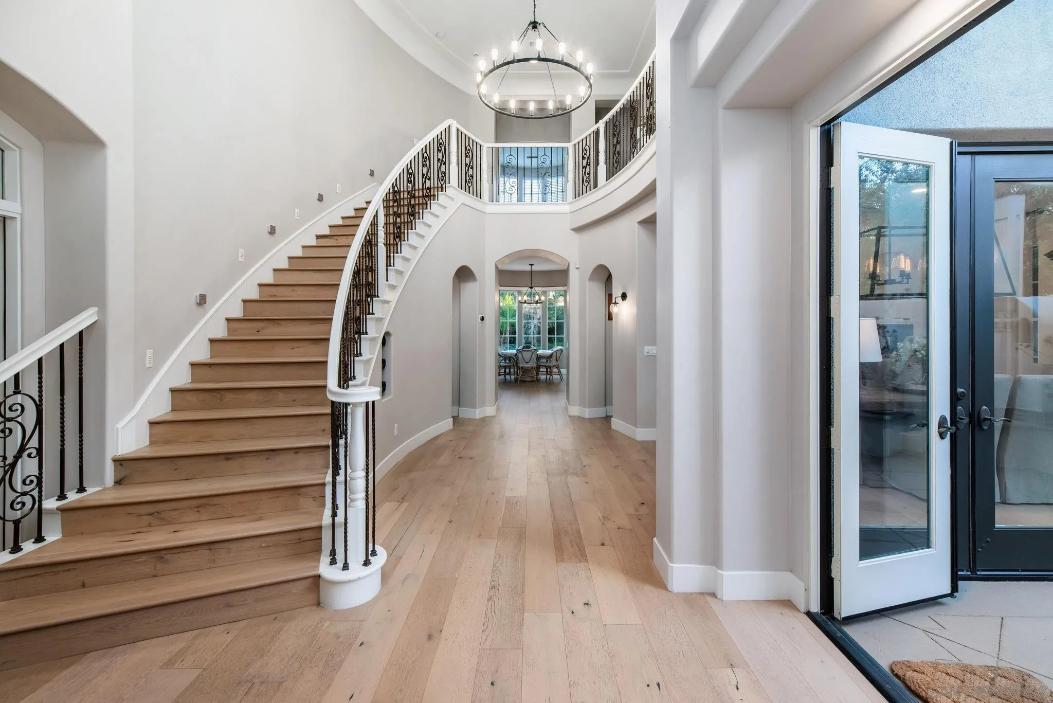 5012 Seagrove Cove