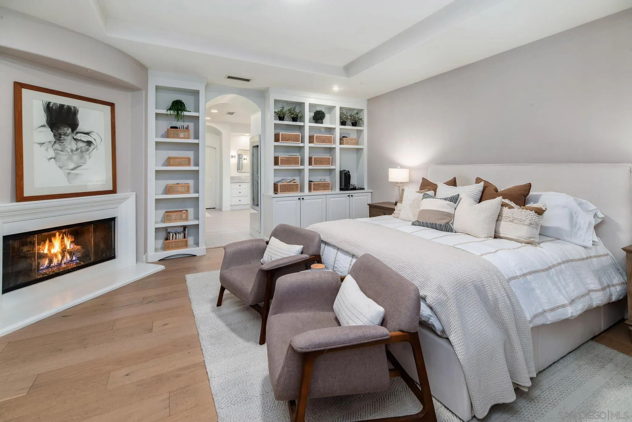 5012 Seagrove Cove