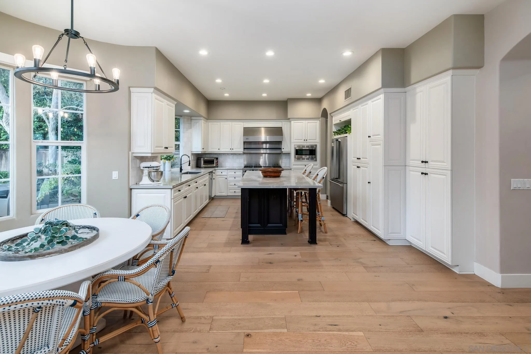 5012 Seagrove Cove
