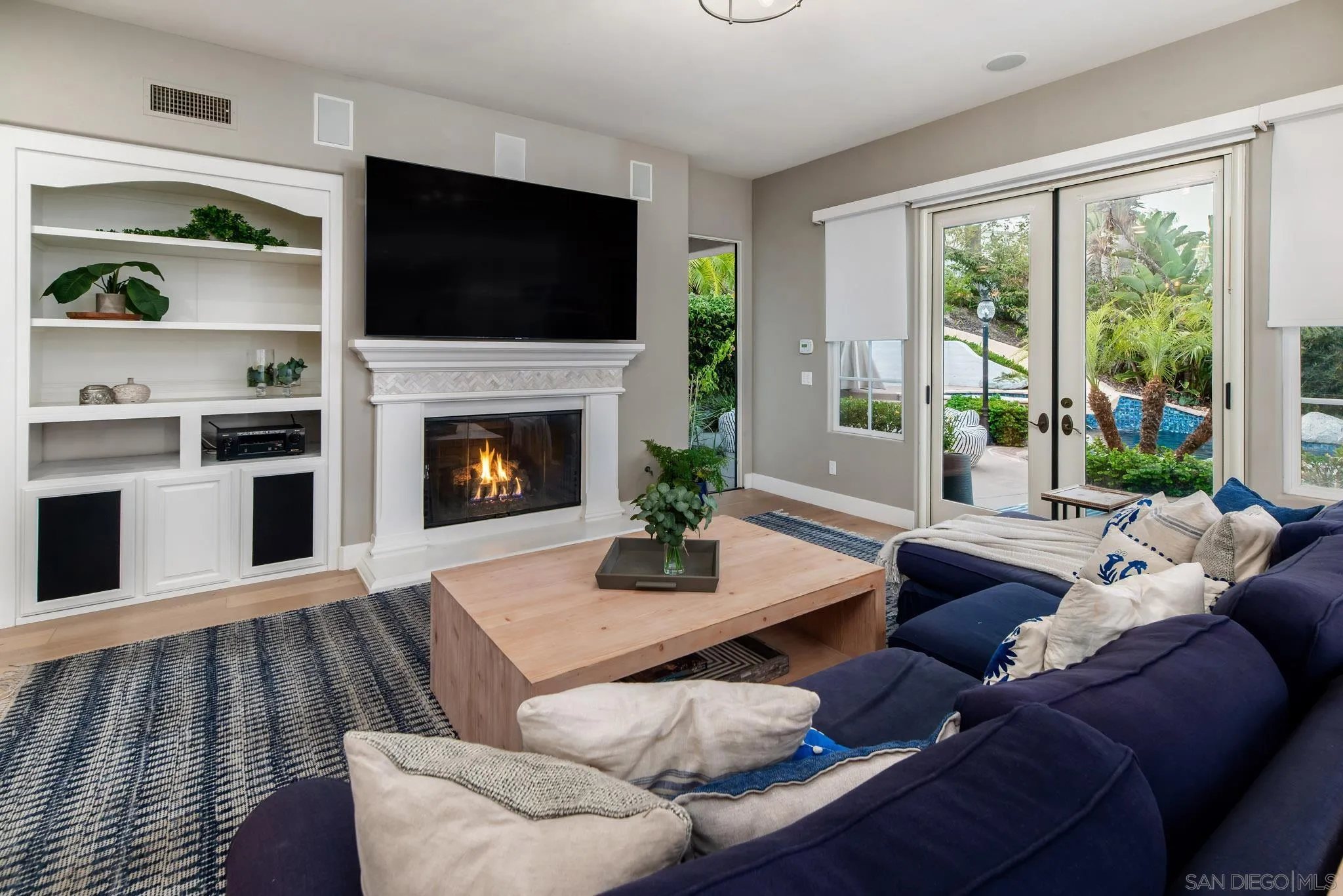 5012 Seagrove Cove