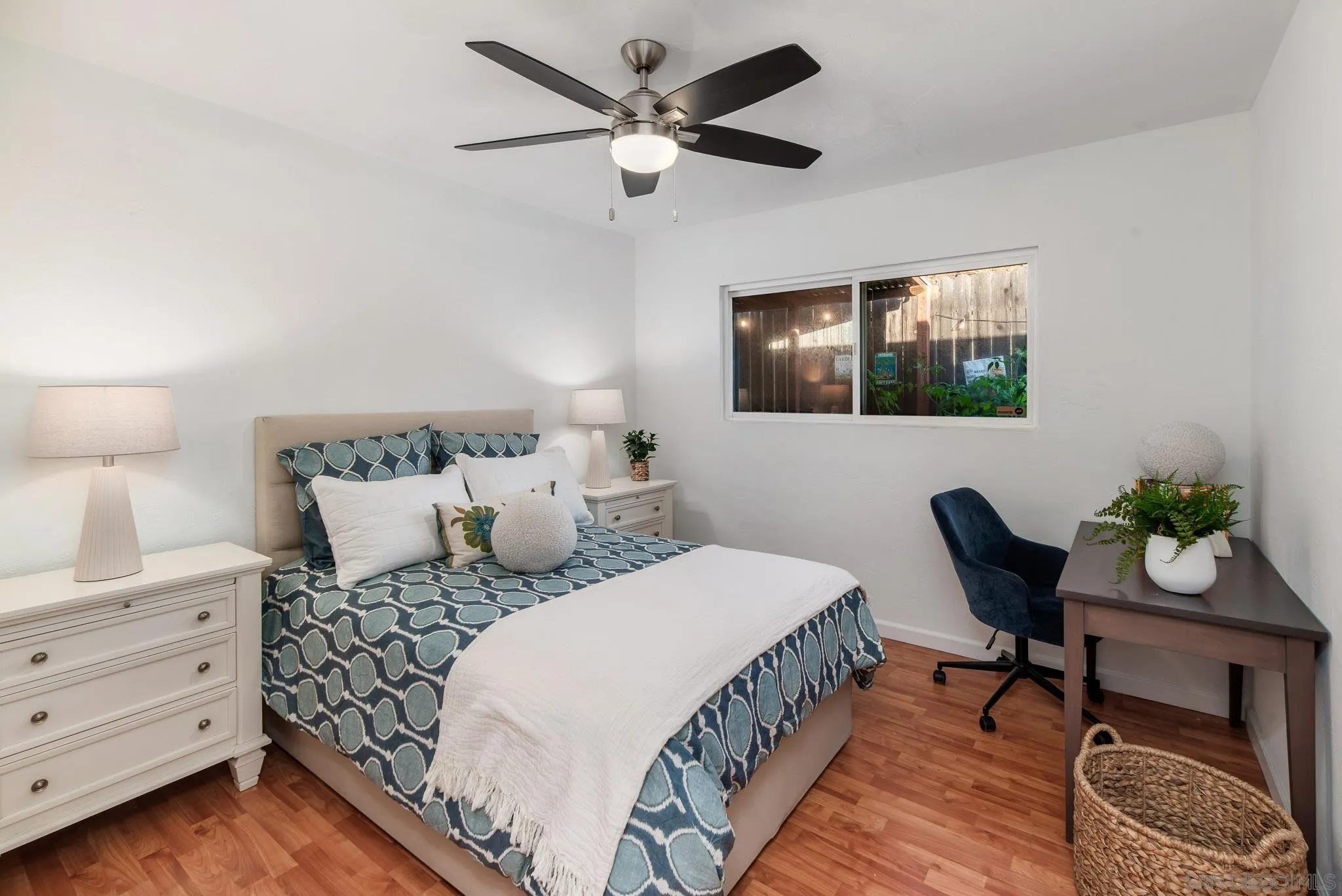 9742 Emerald Hill