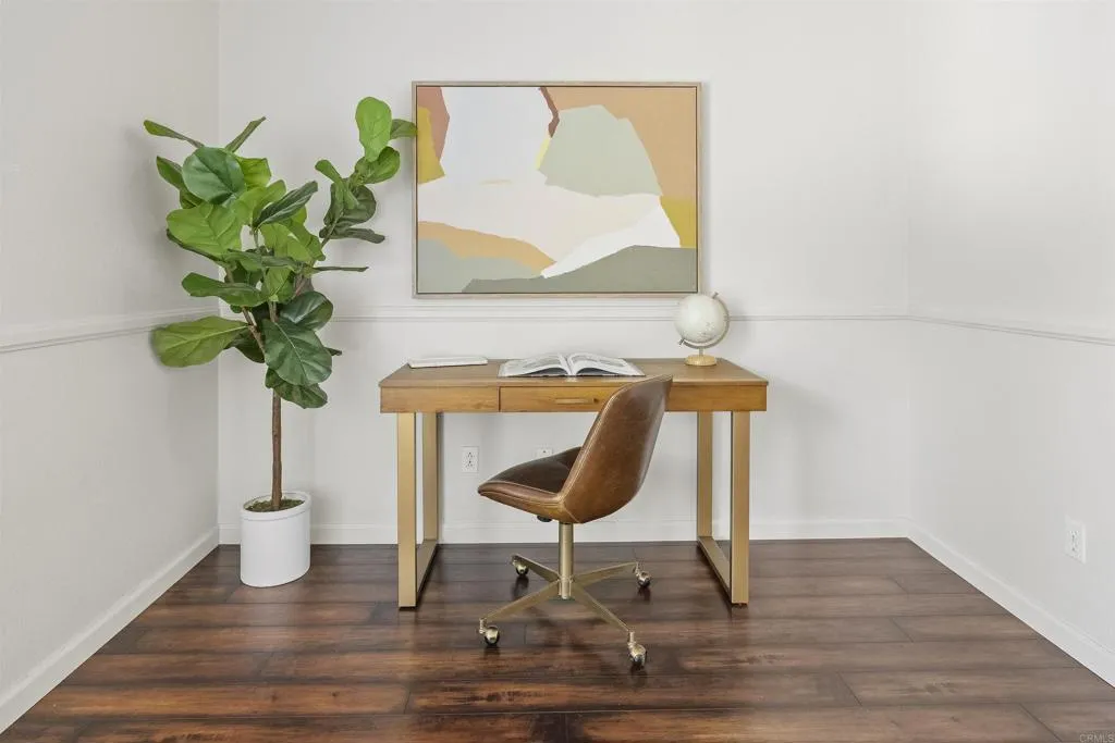 405 Sanibelle Circle Unit 27