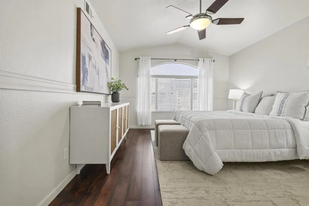 405 Sanibelle Circle Unit 27