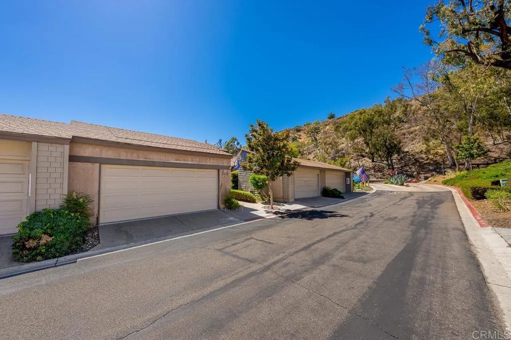 5561 Adobe Falls Rd Unit C