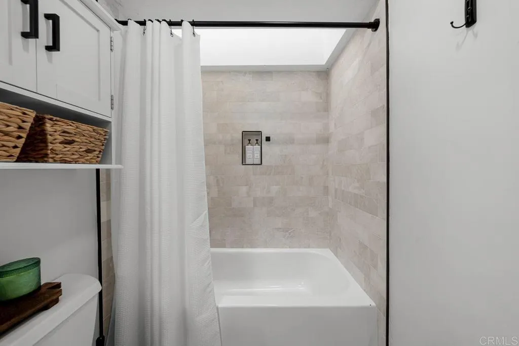 5561 Adobe Falls Rd Unit C