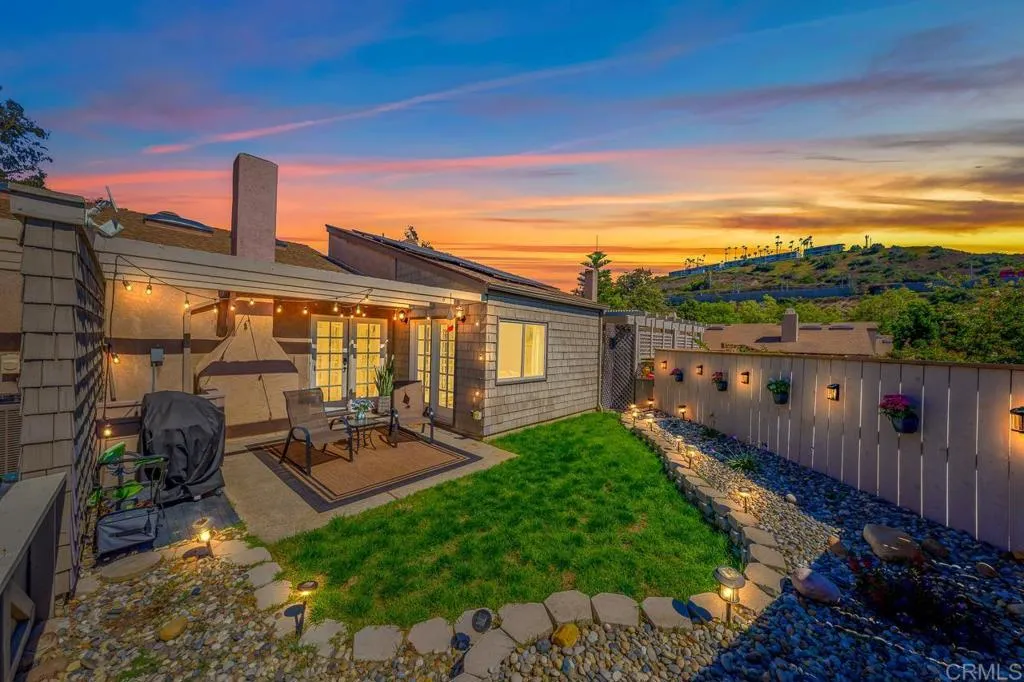 5561 Adobe Falls Rd Unit C