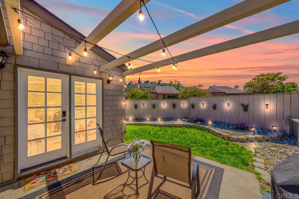 5561 Adobe Falls Rd Unit C