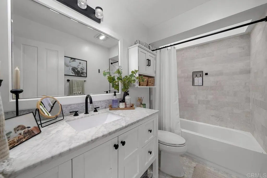 5561 Adobe Falls Rd Unit C