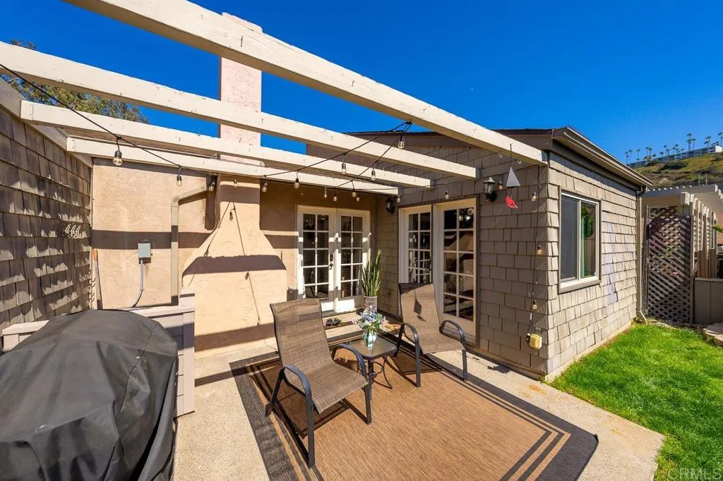 5561 Adobe Falls Rd Unit C