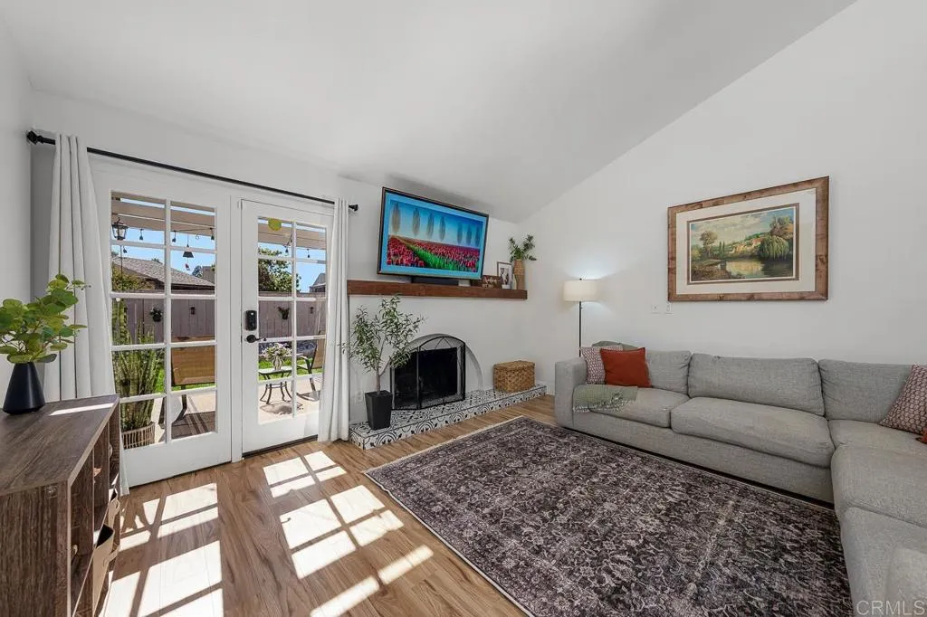 5561 Adobe Falls Rd Unit C