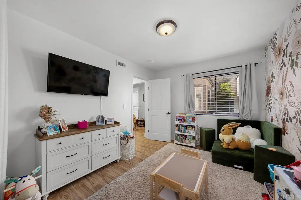 5561 Adobe Falls Rd Unit C