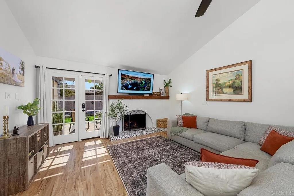 5561 Adobe Falls Rd Unit C