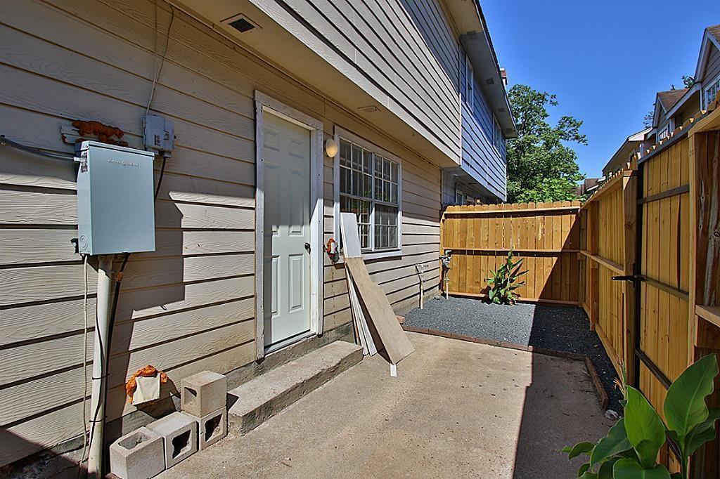 3802 Willow Springs Lane