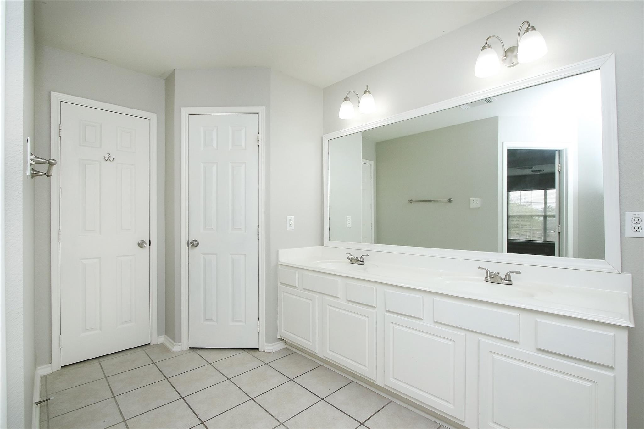 18926 Piney Way Drive