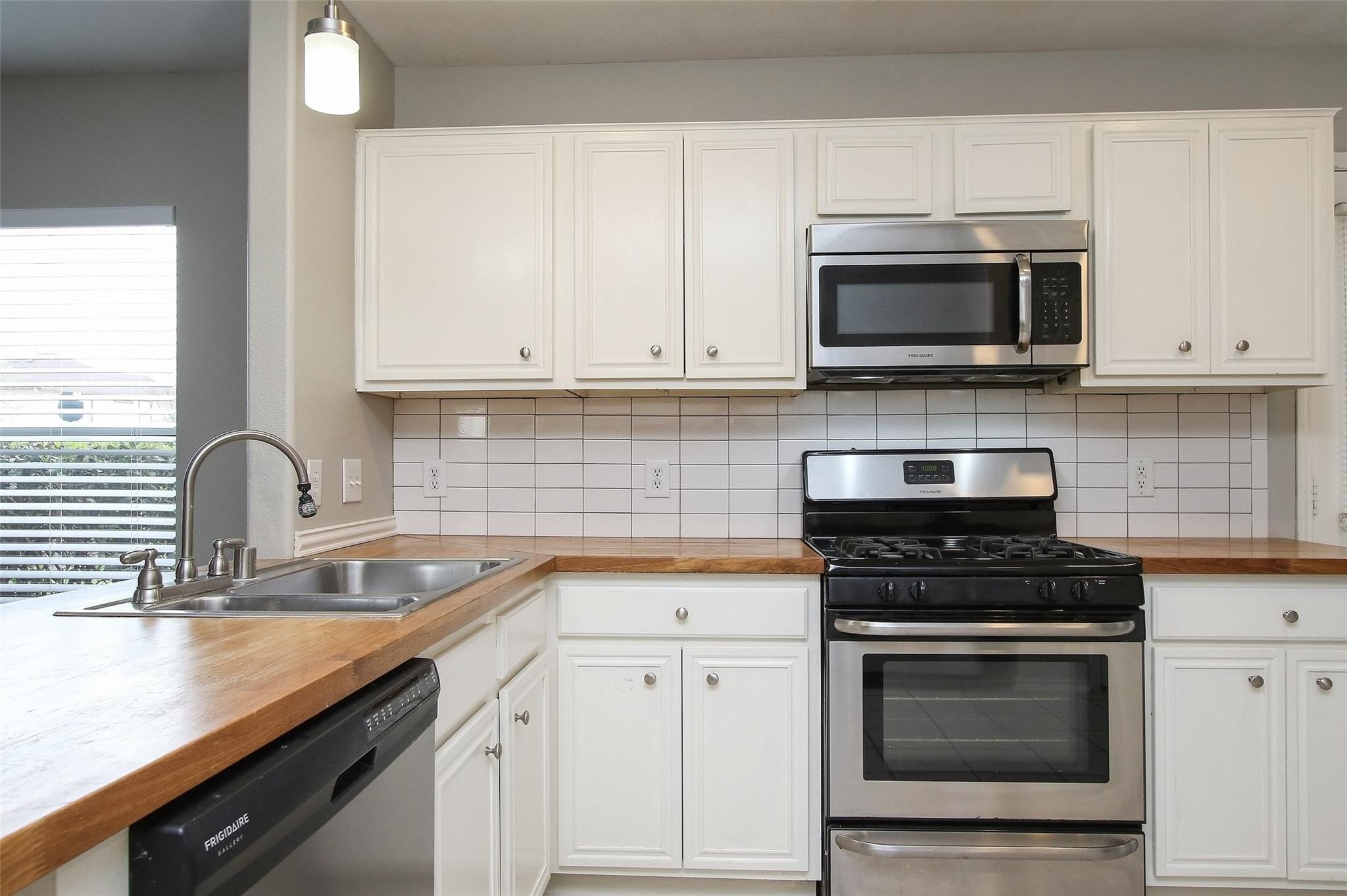 18926 Piney Way Drive