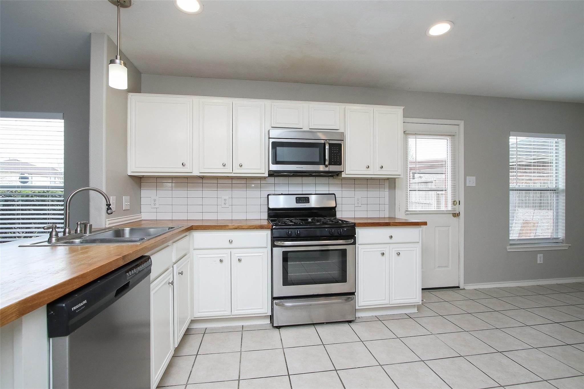 18926 Piney Way Drive