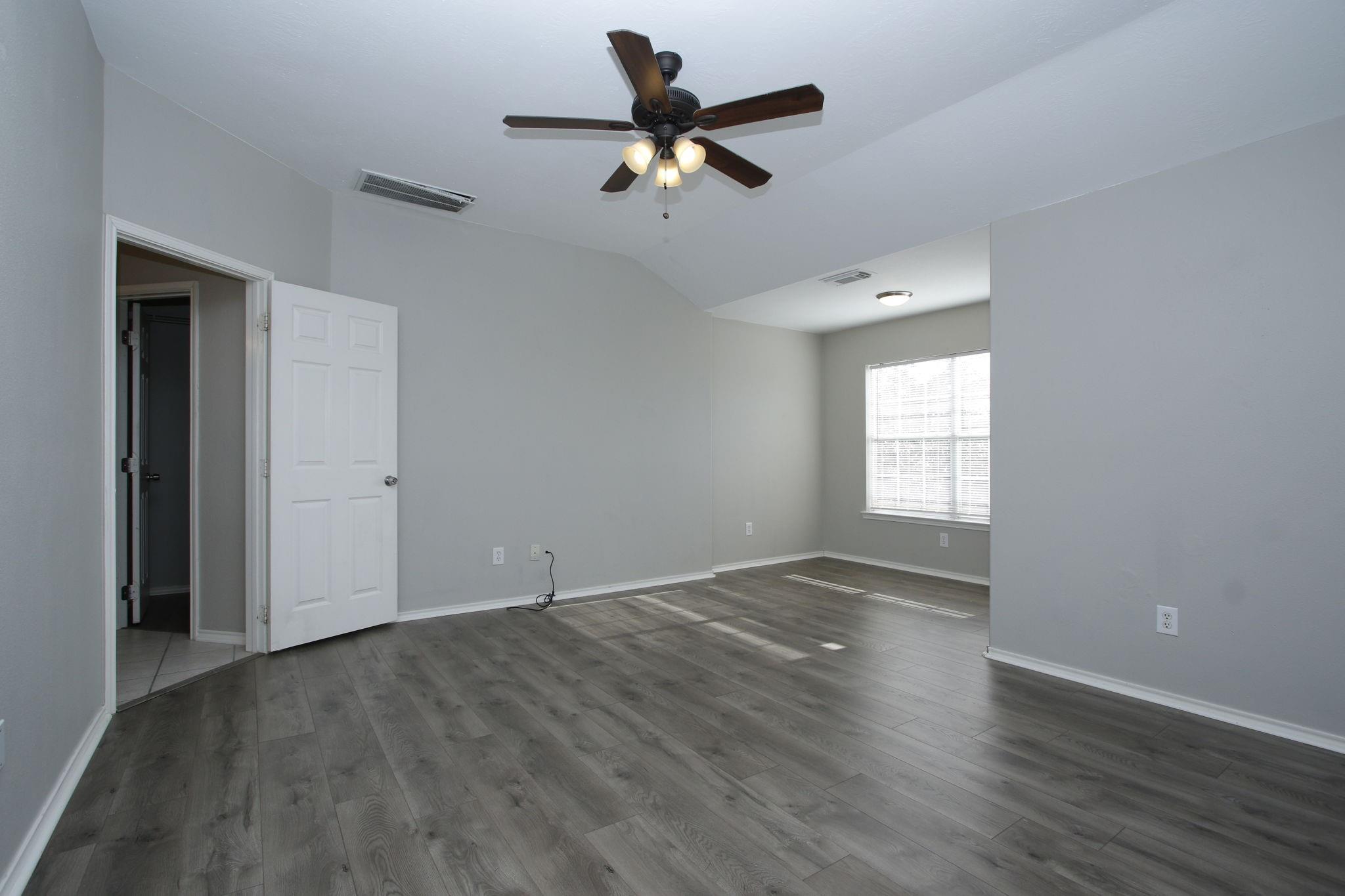 18926 Piney Way Drive