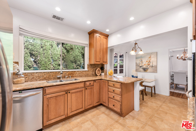 1145 S Clark Dr
