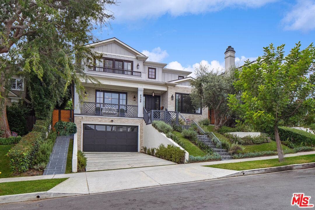 9348 Cresta Dr