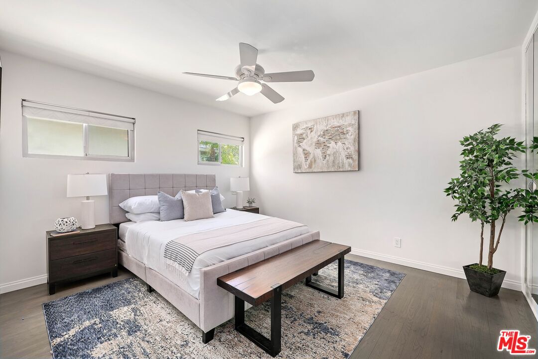 2223 S Beverly Dr