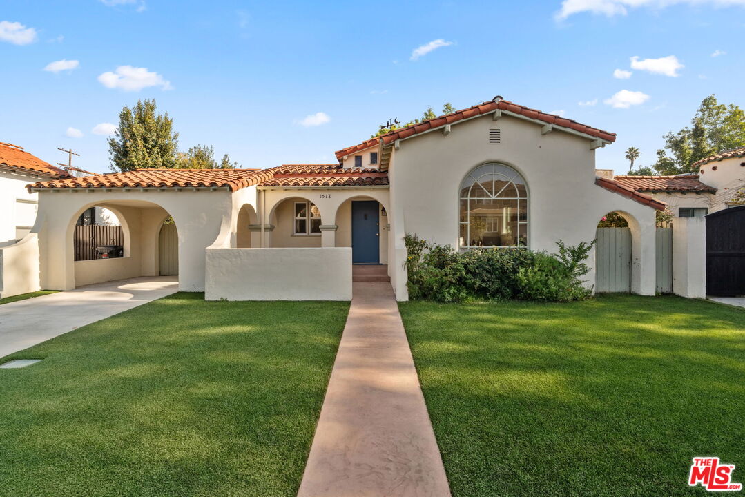 1518 S Durango Ave