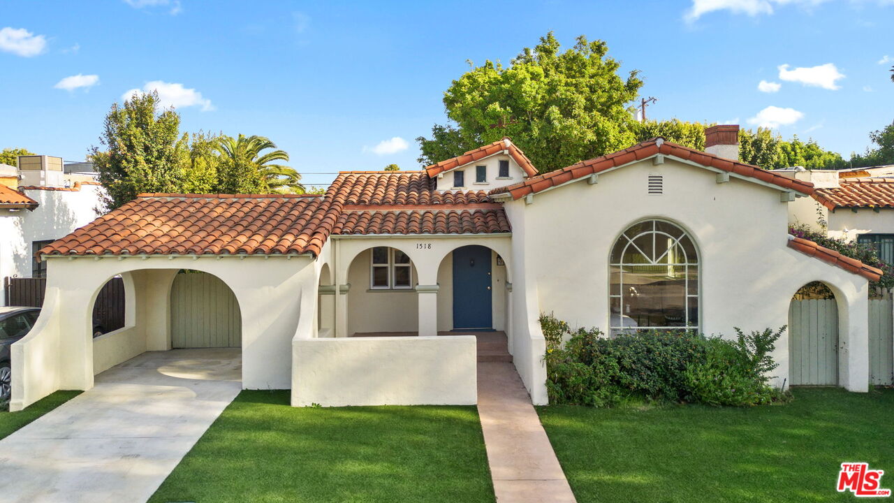 1518 S Durango Ave