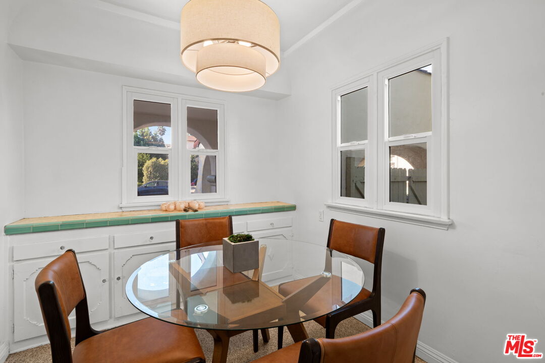 1518 S Durango Ave