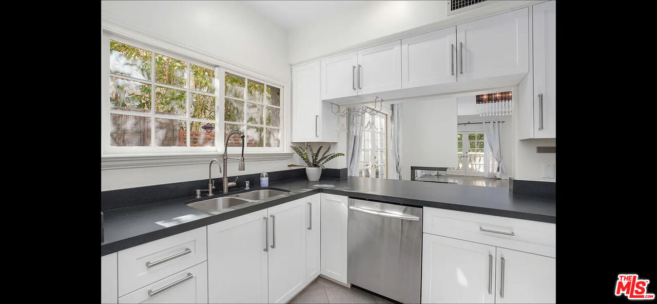 9848 Vidor Dr Unit: 101